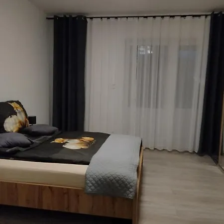 Bialy Dom בית נופש סרבינובו