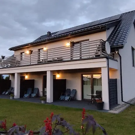 Bialy Dom * סרבינובו